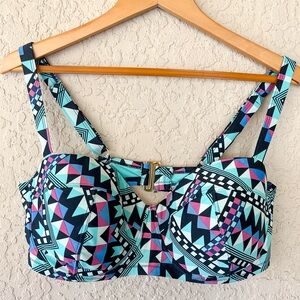 Pink Envelope 2X Adult Padded Swim Top with Geometric Pattern